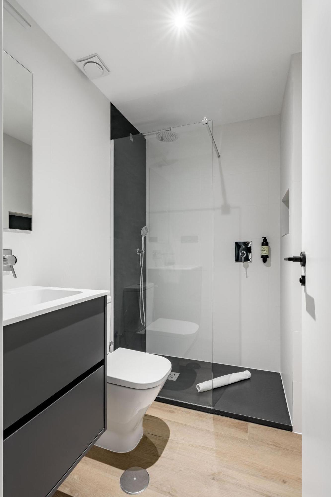 Charming Gran Via VII Apartment Madrid Bagian luar foto